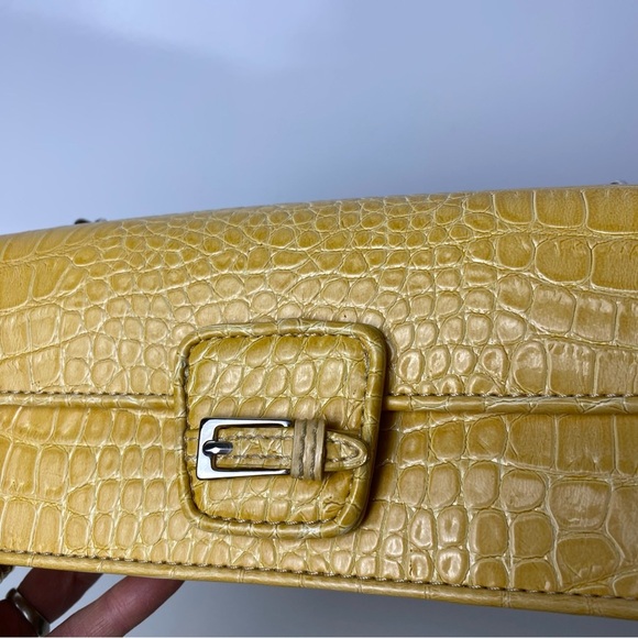 SALE. Liz Claiborne Yellow Crocodile-Embossed Women's Bag - Picture 4 of 9